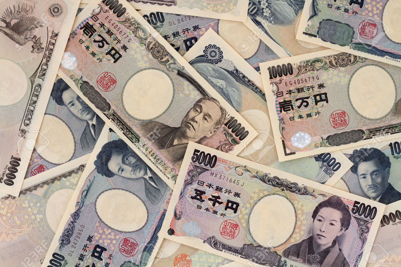 Đổi tiền để chi tiêu khi du lịch Nhật Bản